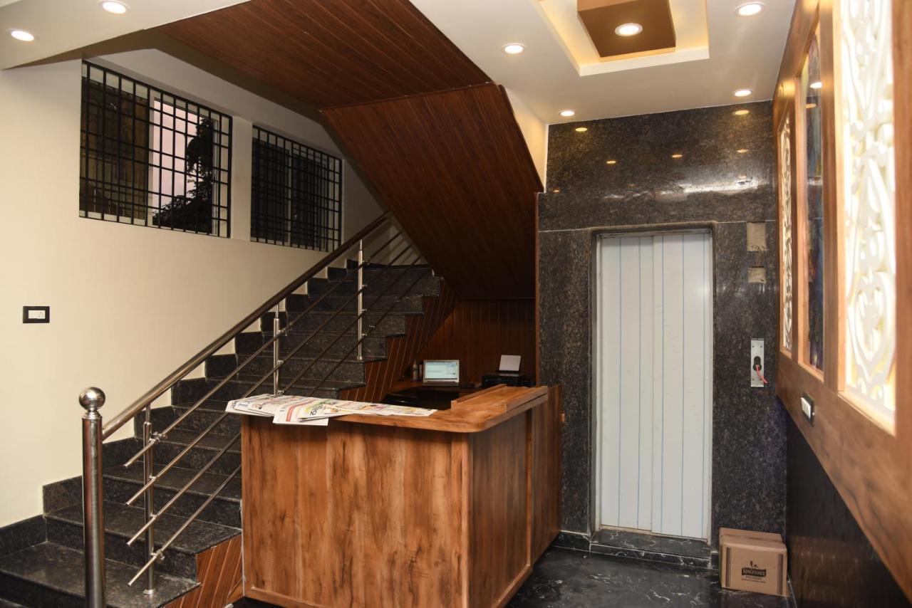 Hotel Grand Kubera Chikmagalur Ngoại thất bức ảnh